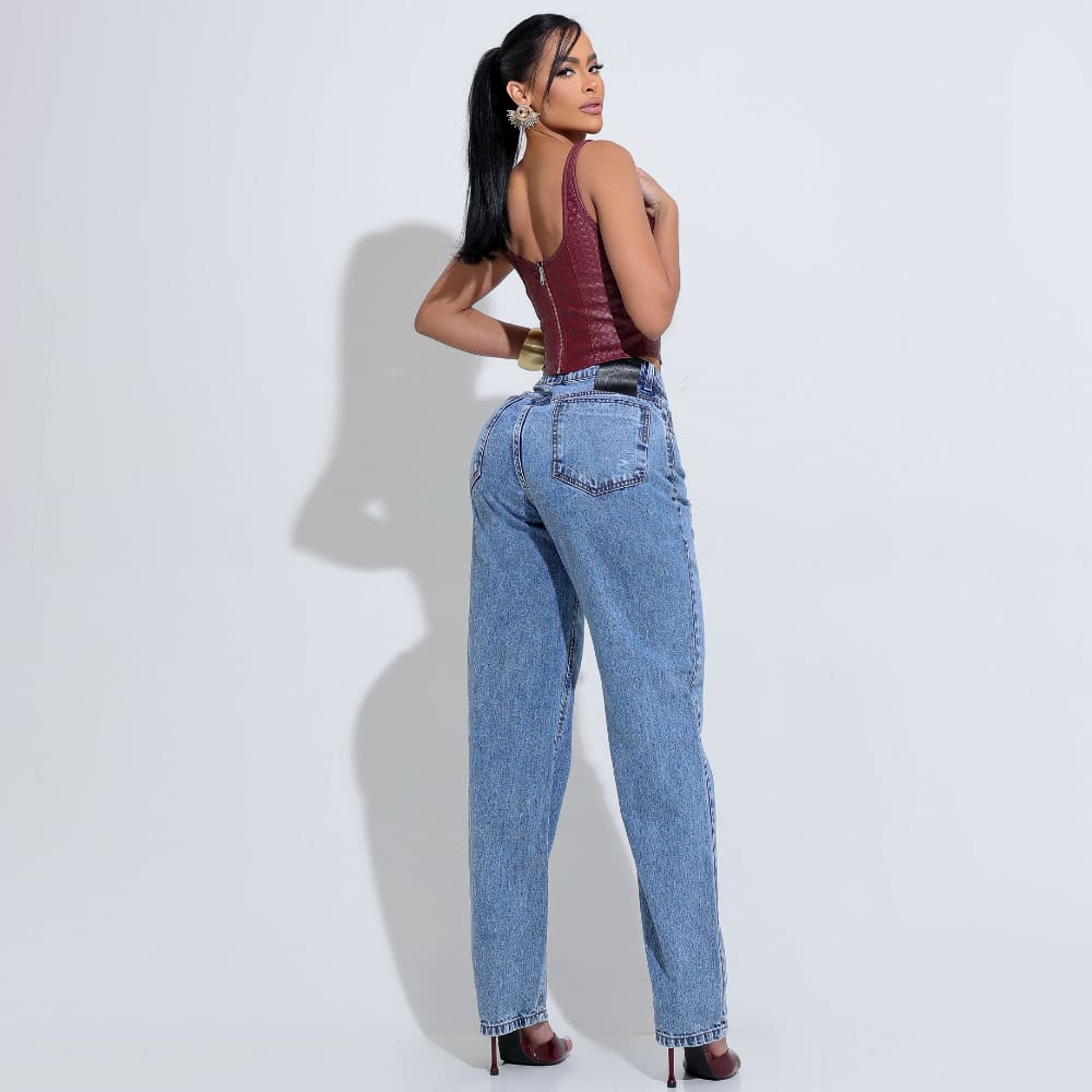 Calça Feminina Jeans Versátil para o Dia a Dia Santa Mina