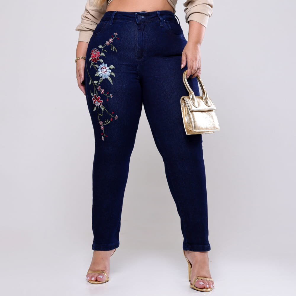 Calça Feminina Plus Size com Bordado Samanta - SM342