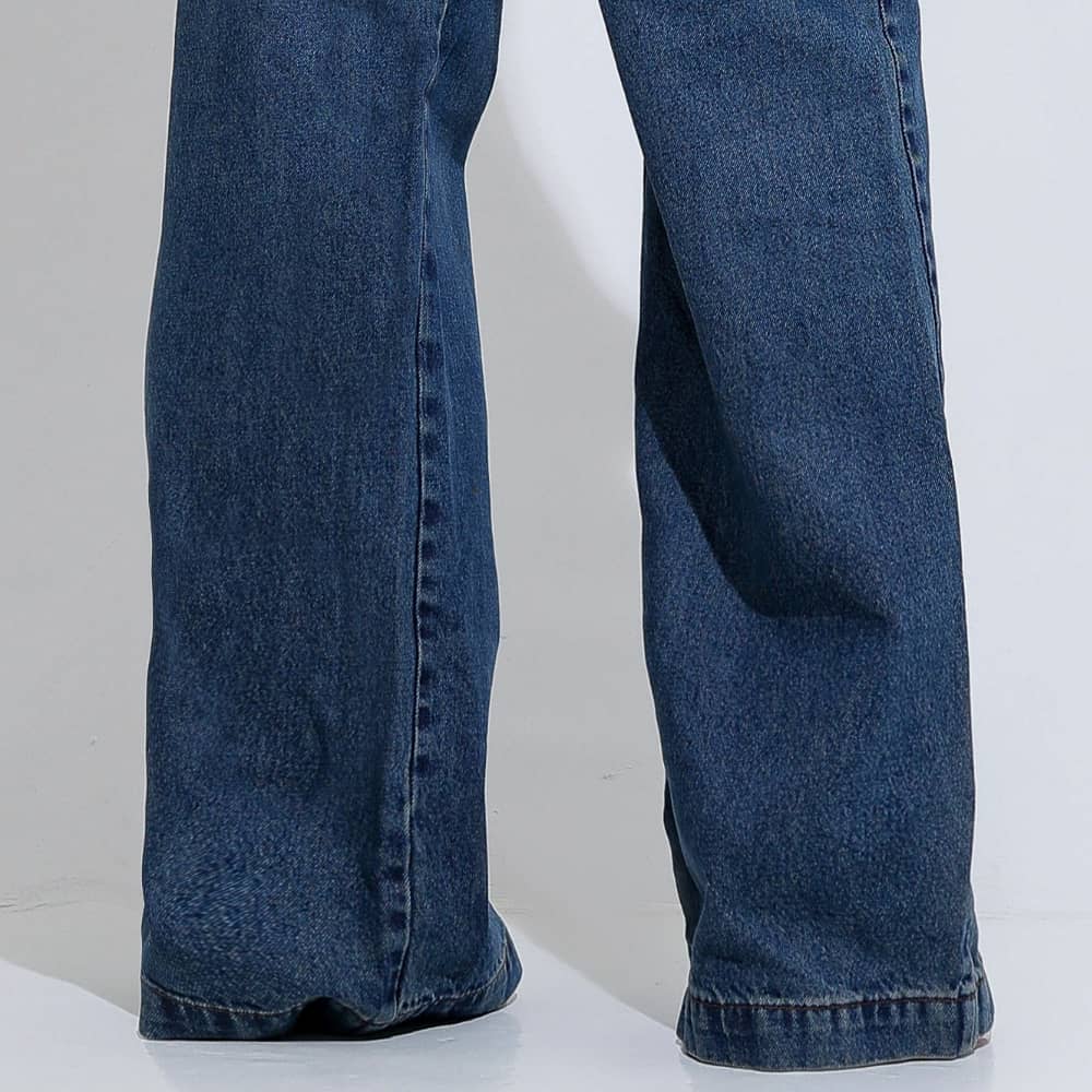Calça Feminina Jeans Versátil de Bolsos Frontais Santa Mina